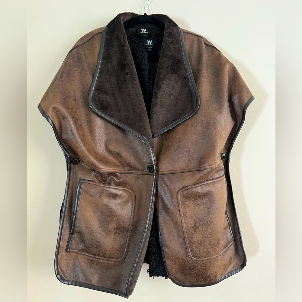 W By Worth 2 Piece Faux Shearling Vest. Like New. Size M